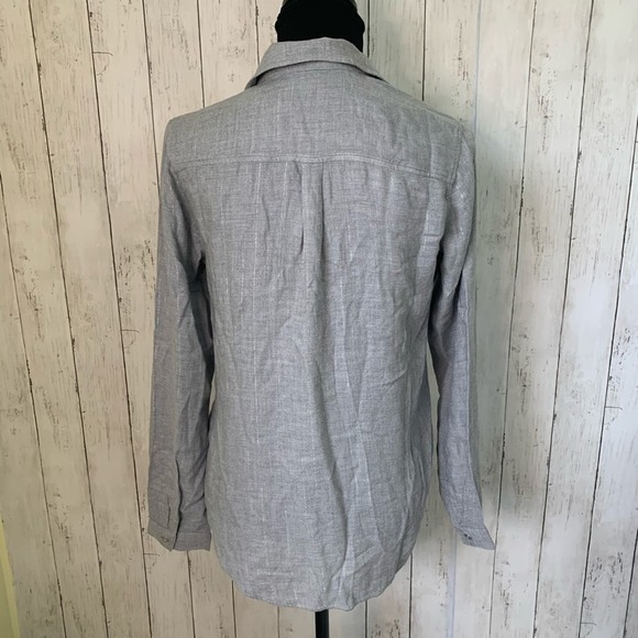 NWT Chelsea & Violet Shimmery Gray Top XS - Picture 2 of 6